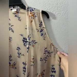 I Joah Floral Sleeveless Kimono with Tassel Hem M thumbnail 4