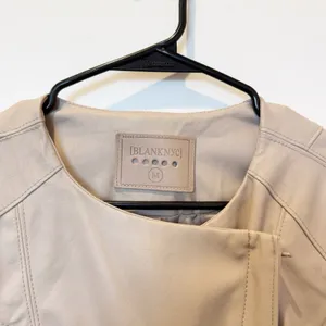 Blank NYC‎ Womens Faux Leather Moto Jacket Medium Modern Minimalist Sleek Staple thumbnail 3