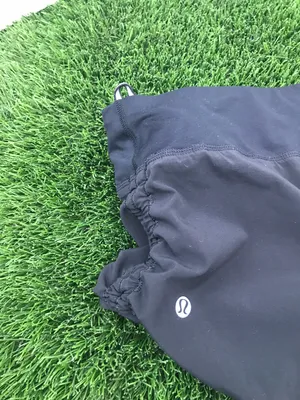 Lululemon Shorts thumbnail 4