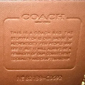 Coach Field Tote 30 Pebbled Leather Cognac Burgundy thumbnail 6