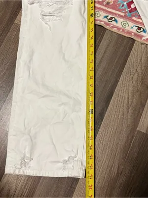 Zara White Distressed Straight Jeans thumbnail 2