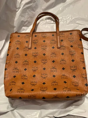 MCM Cognac Year of the mouse Visetos Tote‎ with Yellow Cheese & Pink Mouse Patch thumbnail 8