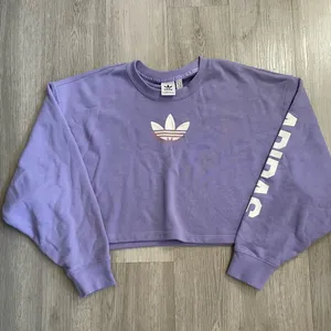 NWOT Adidas Originals Streetball Streetwear Cropped Oversized Sweatshirt Purple thumbnail 9