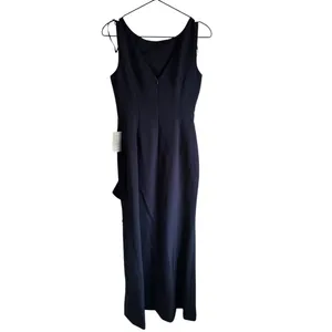 Eliza J Ruffle Front‎ 2 Navy Blue Gown thumbnail 5