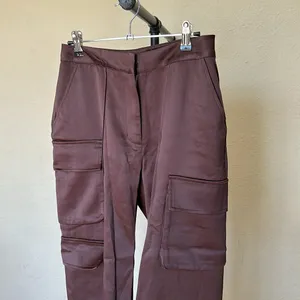 Host‎ of cb Daria cargo chocolate trousers pants NWOT size XS thumbnail 9