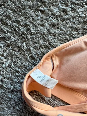 Lululemon Sports Bra thumbnail 3