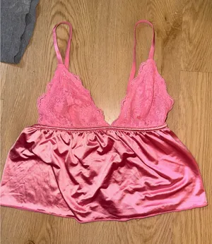 Juicy couture pink satin top thumbnail 1