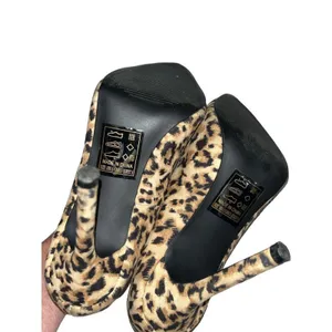 Qupid Leopard Print Pointed Toe Stiletto Pumps Womens Size 6.5 Faux Suede Heels‎ thumbnail 5