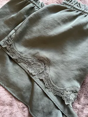Victoria's Secret Lace Shorts thumbnail 3