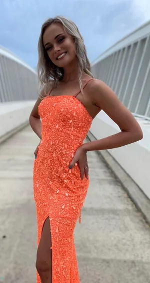 Sherri Hill Prom Dress thumbnail 5