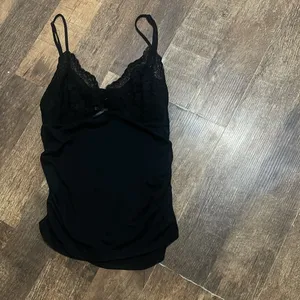 SHEIN Lace Black Tank Top thumbnail 2