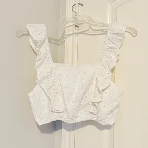 Avec Les Filles White Eyelet Ruffle Crop Top Square Neck Size Small thumbnail 8