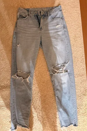 American Eagle Mom Jeans thumbnail 1