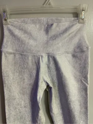 ALO Yoga White Silver High-Rise Leggings Size Small thumbnail 3