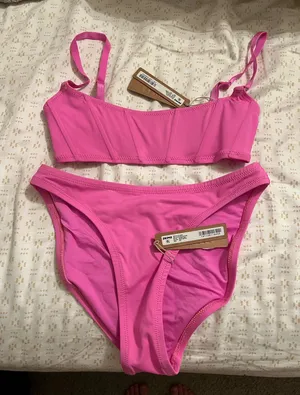 SKIMS Pink Bikini Set thumbnail 1