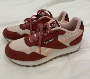Reebok Sneakers thumbnail 1