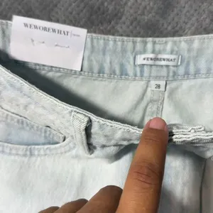 WeWoreWhat The Icon Jean Size 28 Icy Light Wash High Rise Straight Leg NEW #1600 thumbnail 5