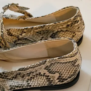 RACHEL Rachel Roy Snake Print Baby Doll Flats Size 8.5 thumbnail 5