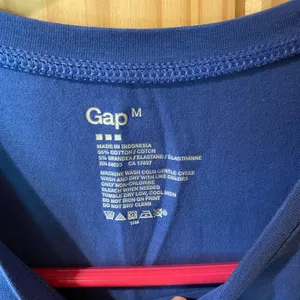 GAP Women's Short Sleeve Tee in Blue thumbnail 3