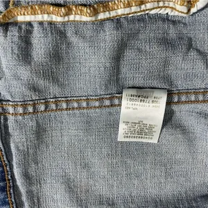 Levi's Original Trucker Jacket 
Medium Wash size Small thumbnail 15