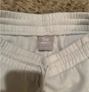 Aritzia TNA Cozy AF Fleece Sweatpants thumbnail 3