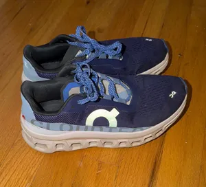 Women’s On Cloud Running Shoes thumbnail 1