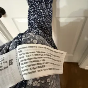 HOLLISTER‎ channeled bodice midi dress floral print XS thumbnail 9