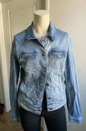 Guess Denim Jacket thumbnail 1