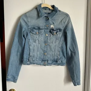 Bershka denim Jacket size S thumbnail 6