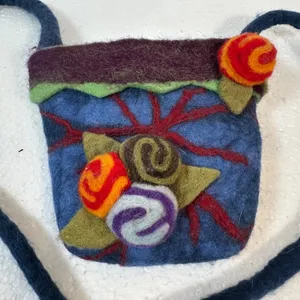 Handmade Wool Coin Purse Handbag Made in Nepal Small Zip Top Blue Purple Flower thumbnail 2