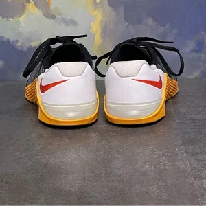 Nike Metcon 5 Black Laser Orange Women's Training Shoes Size 9.5 thumbnail 7