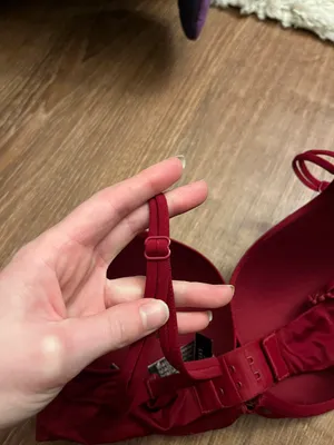 Victoria's Secret Bra thumbnail 4