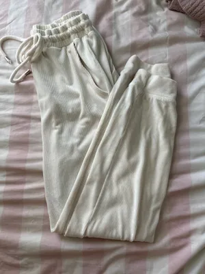 Camille & Co off white set thumbnail 2