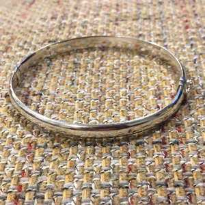 Sterling Silver Spring Closure Locking Clasp Closure Bangle Bracelet Silver thumbnail 2