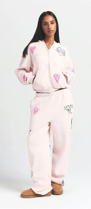 E.D (Clst) Cotton Fleece Classic Zip up hoodie | Barely Pink Heart | Size Large. thumbnail 1