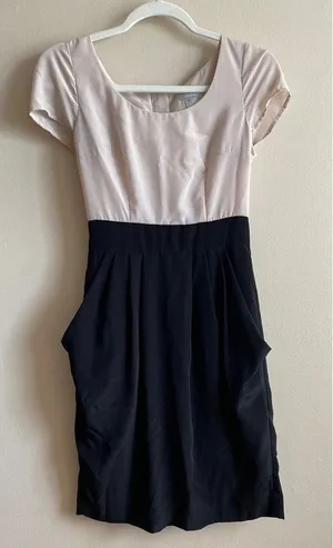 H&M light pink and black color block pleated dress Sz‎ 4 thumbnail 1