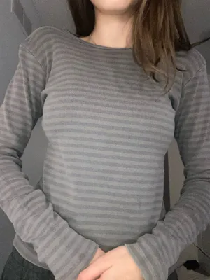 Brandy Melville Long Sleeve thumbnail 1