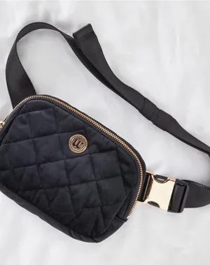 NWOT Wantable black velvet belt bag thumbnail 1