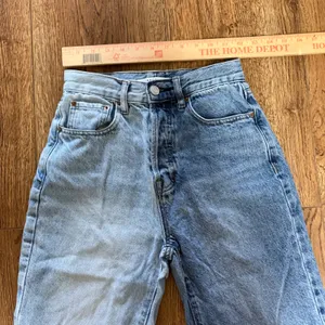 PacSun Two Tone Denim Dad Jeans High Waisted Button‎ Fly Raw Hem Size 24 Grunge thumbnail 6