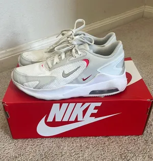 Nike Air Shoes thumbnail 1