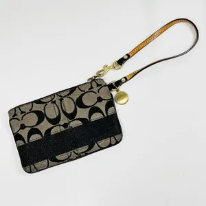 Coach 40028‎ Signature Logo Jacquard Corner Zip Wristlet Pouch Tan Black thumbnail 2