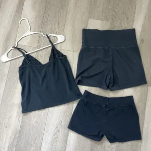 Brandy Melville Outfit Set of 3 tank top shorts womens Navy Blue one size lounge thumbnail 2