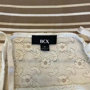Beautiful BCX lace Y2K Vintage Tank Top thumbnail 4