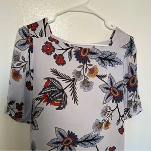 Loft Women's Size Small Square Neck Blouse‎ Light Blue Floral Red Gold White thumbnail 4