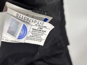 Canada Goose Kensington Parka in Black thumbnail 9