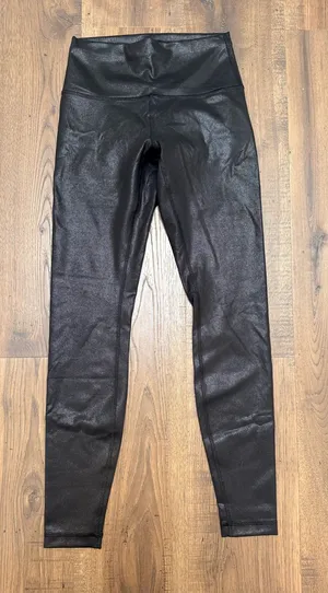 Lululemon Wunder Under Shiny 28” Leggings Black size‎ 6 thumbnail 1