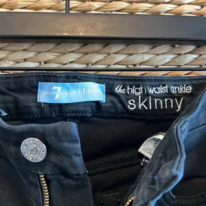 7 For All Mankind The High Waist Ankle Skinny Black Jeans, 26 thumbnail 8