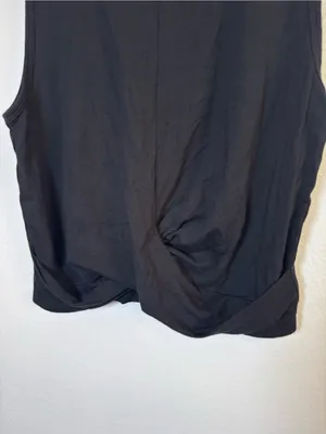 Alo Yoga Cover Tank thumbnail 3