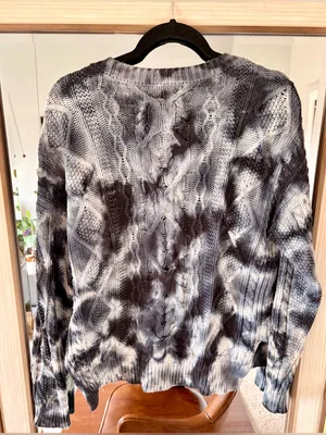 Anthropologie Pilcro Joni Blue Gray Tie Dye Cable Knit V Neck Sweater Size XS thumbnail 4