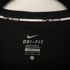 Nike Top thumbnail 3